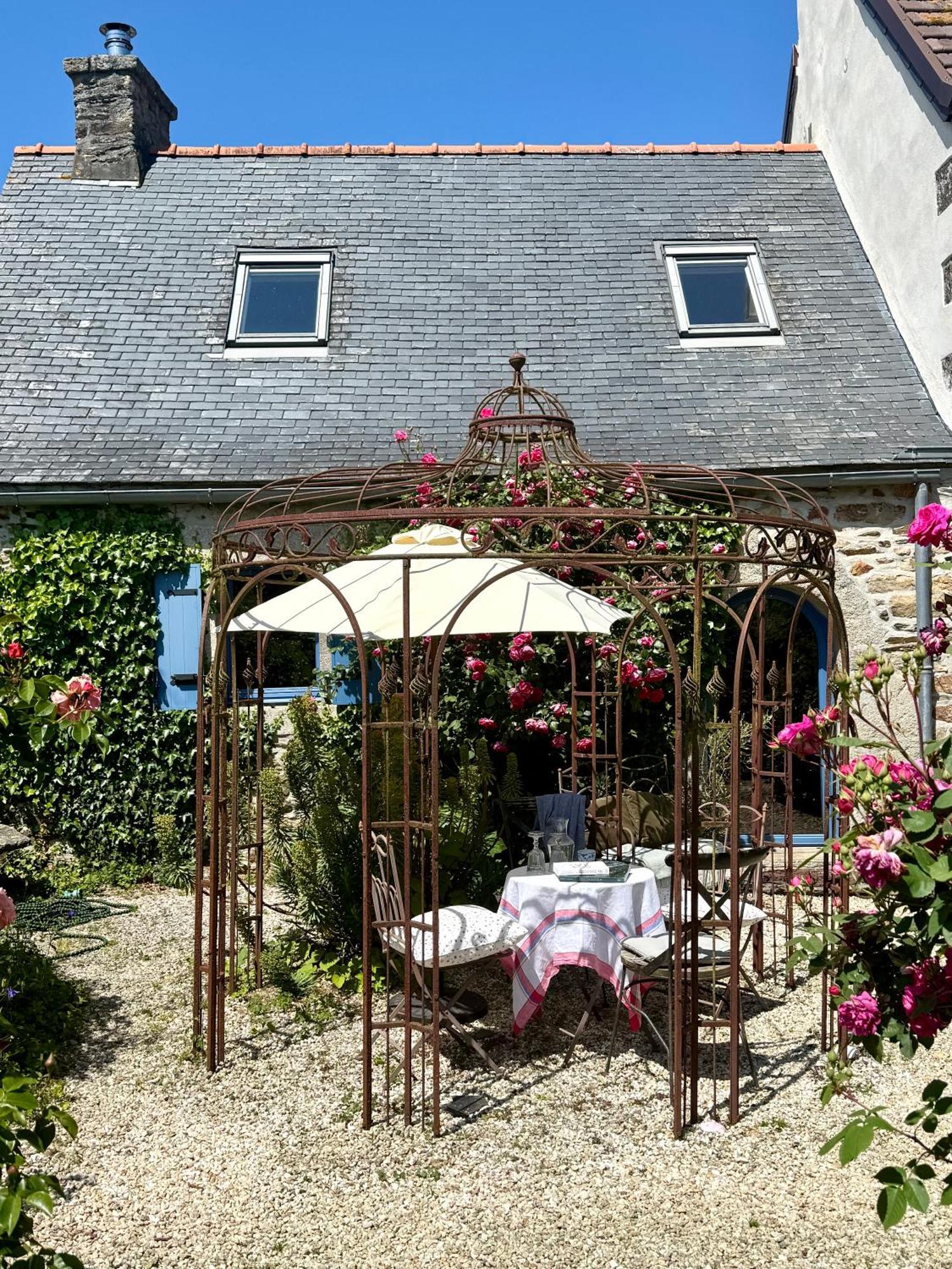 Bed and Breakfast Chez Nosch Plouegat-Guerand Exteriér fotografie